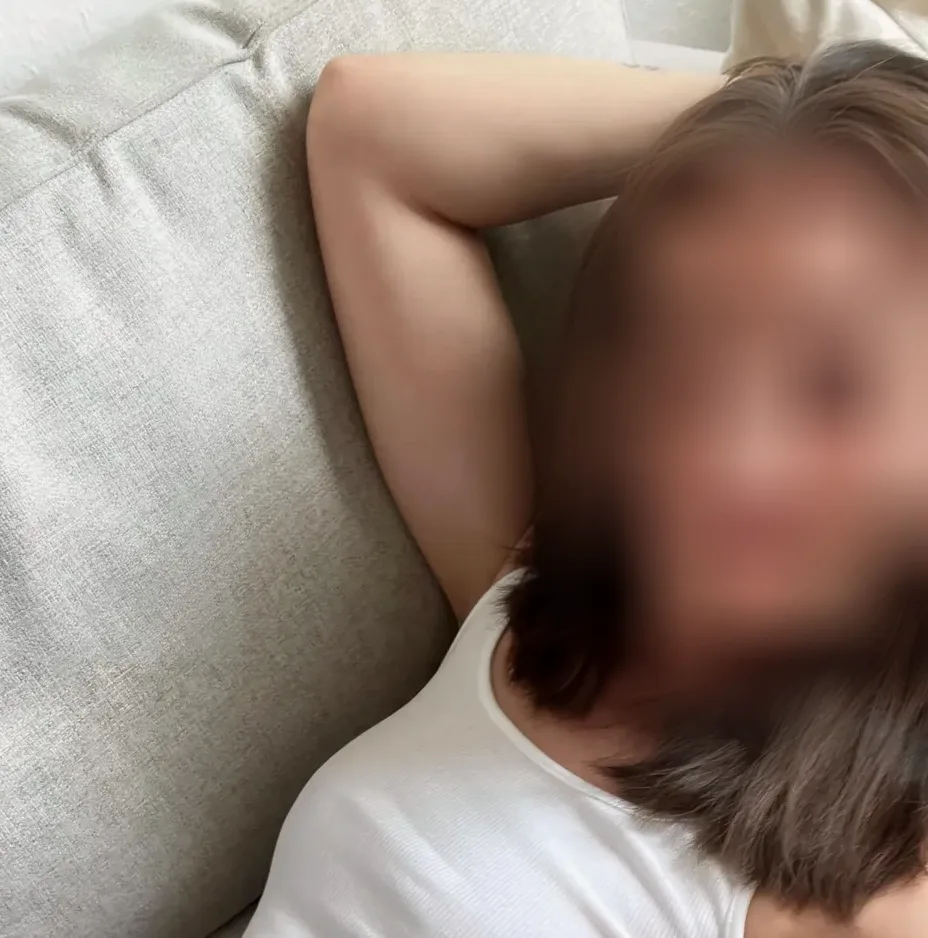 Anja, 27