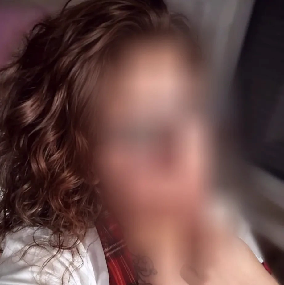 Bianca, 37