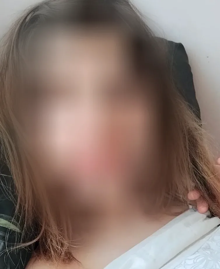 Greta, 28