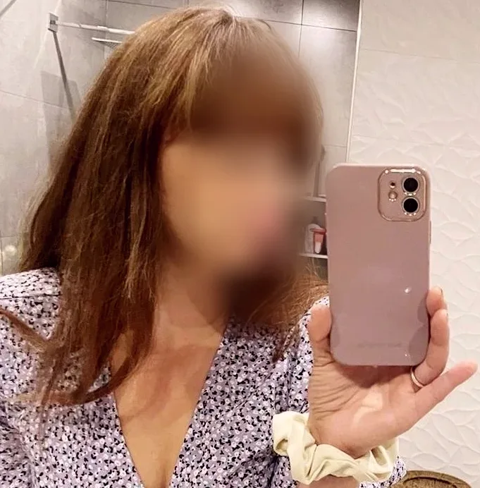 Merle, 34